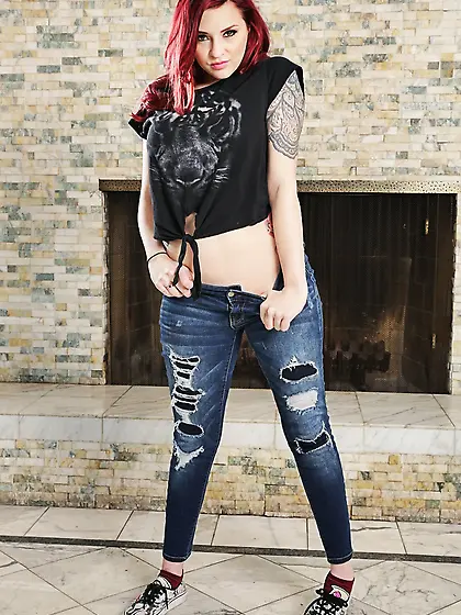 Redhead rocker babe big