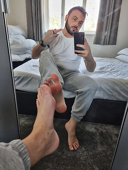 Men's Feet & Foot Doms