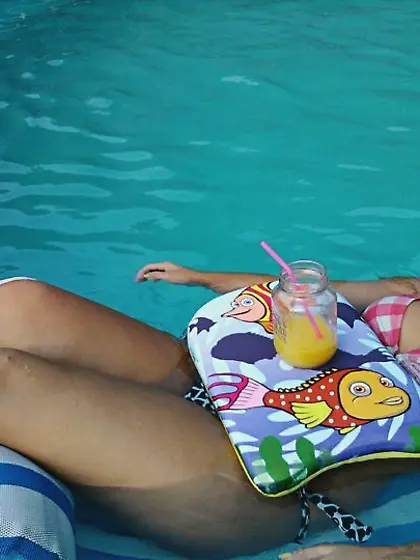 Ashley cell phone pics