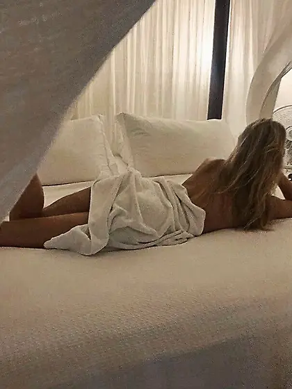 Isa blondina Free Photos