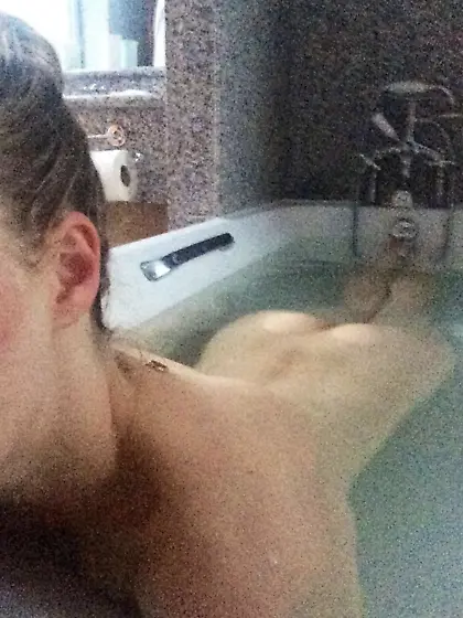 Amanda Seyfried nude leak