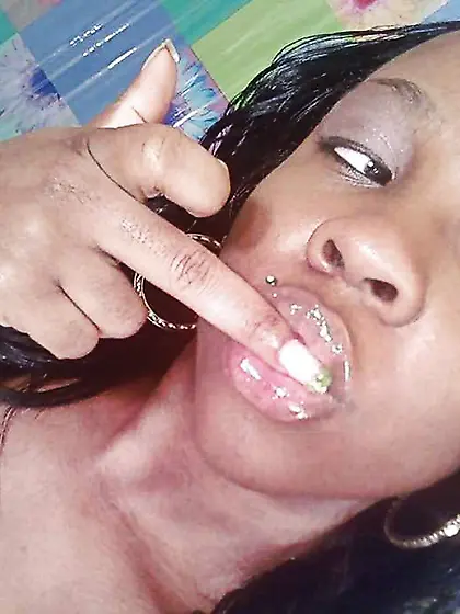 Middle finger tramps