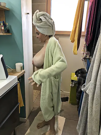 Big tits Milf Exposed