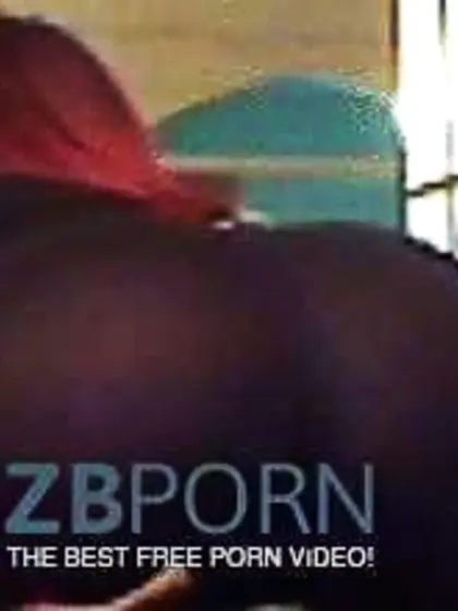 Latina cougar with an bum