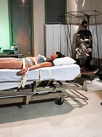 Kinky medical play sees