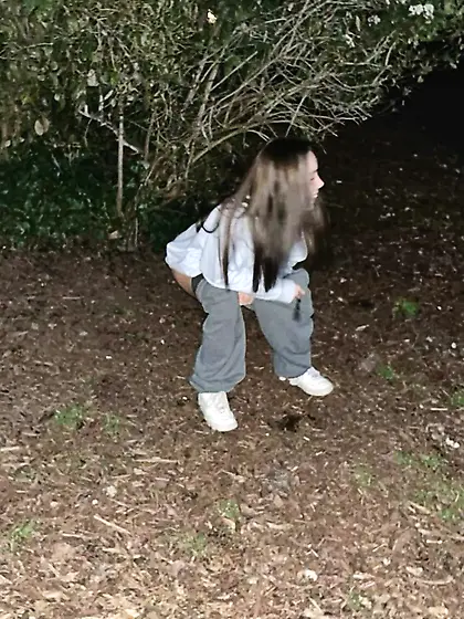 Pissing ladies