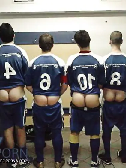 Boys and Sports - amateurs boys nude in the locker apartment