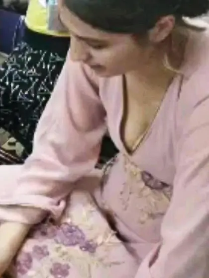 رهام القحبه السوريه