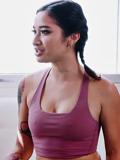 Exotic masseuse Avery Black gets nicely fucked