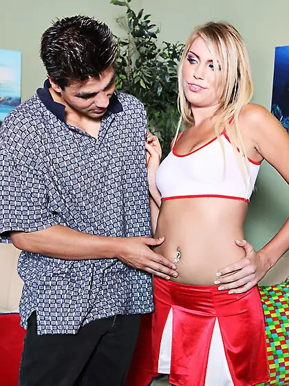 Uniformed cheerleader Reecy Rae gets her shaved tight teen pussy