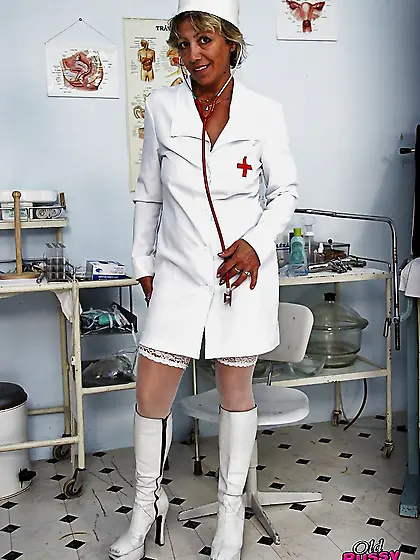 Shaved cunt