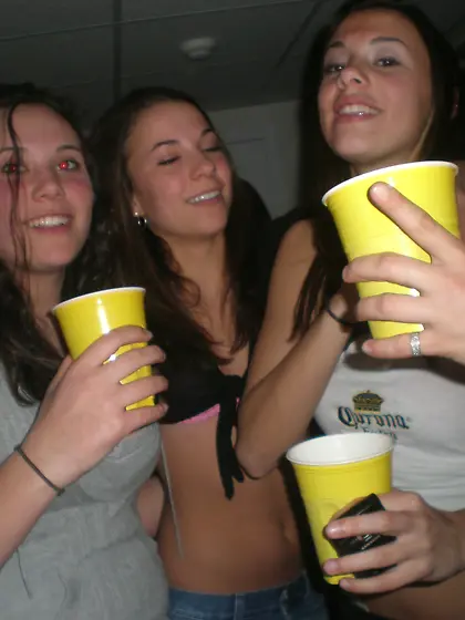 Teen Party girls