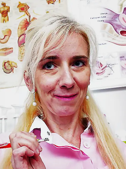 Blonde anal gape