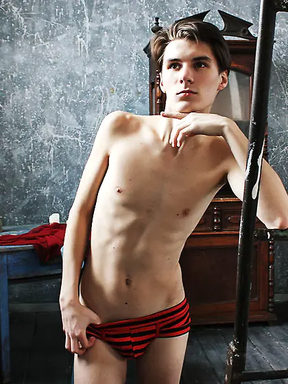 White young gay robbabyboy