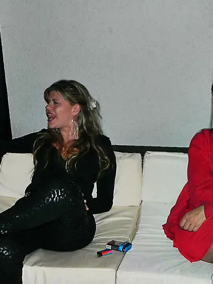 Te tengo en mi mano,  Te chupo, Estás demasiado exq