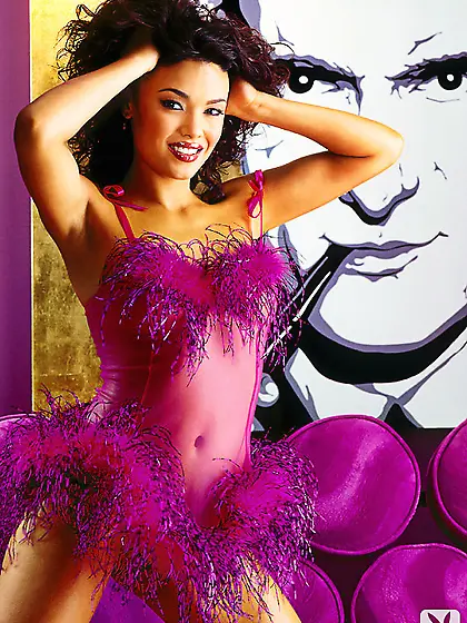 Stunning latina curly hair