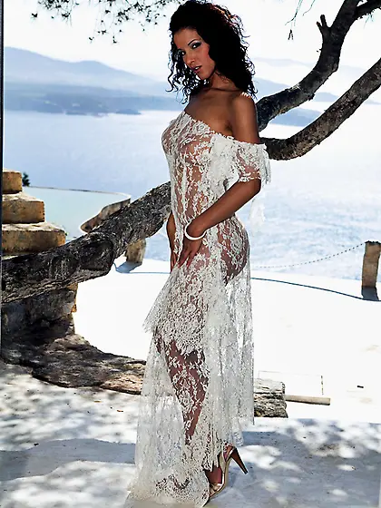 Stimulating babe seduces indulging