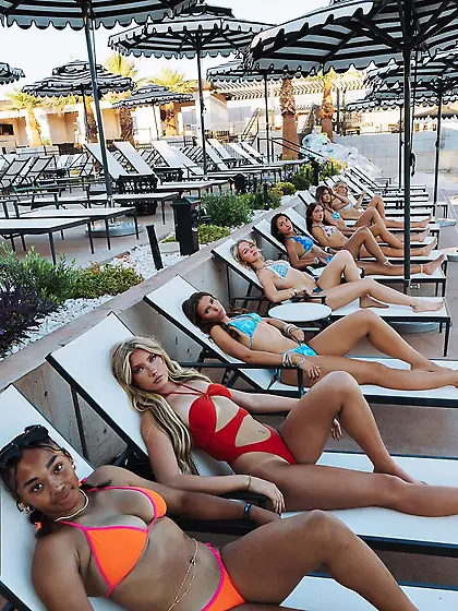 Ultimate beach babes