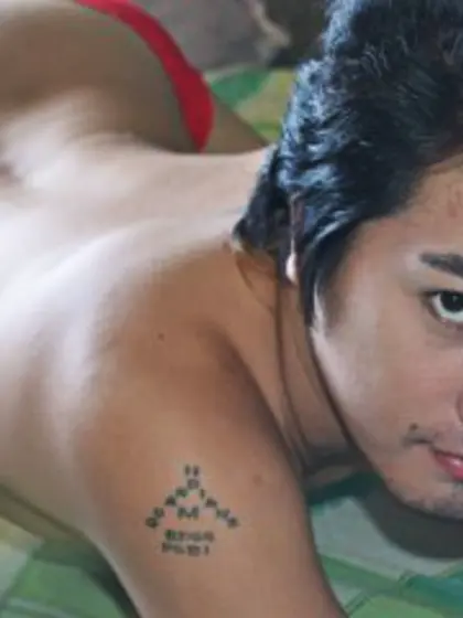 Brunette izaki perform anal