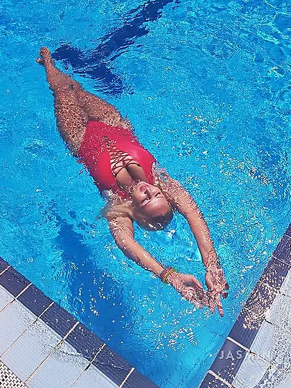 Mature webcam squirt