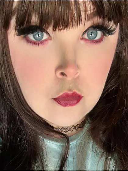 Lydia heavy brunette MILF milkers how much for BJ?