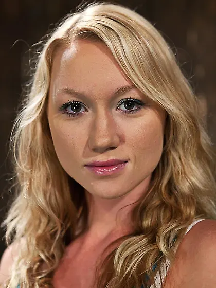 Hot blondes curvy body