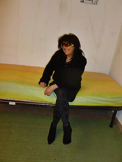 Lucrezia and Gaetano enjoy a threesome with PD Jo