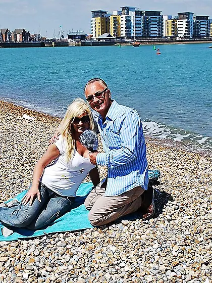 29 yo Blonde Conchita Hand jobs