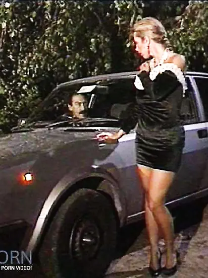 Victoria Paris gets a uncommon and super-fucking-hot facial cums