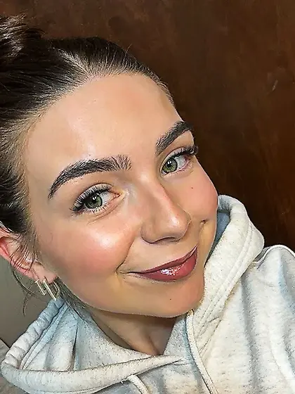 Madison,  the unaware teen for you to jerk off to