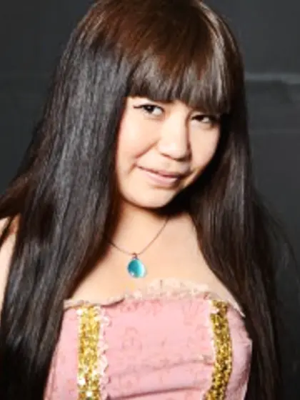 Brunette Teen Cinnamon.