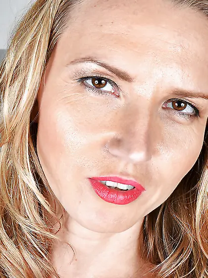 Mature ukrainian babe