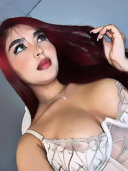 I need daddy's cum on my face and my boobs!!