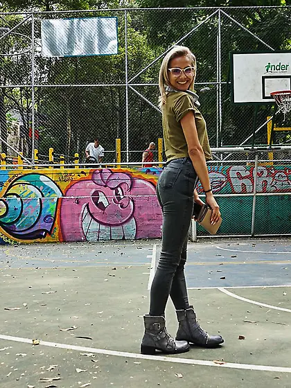 Lingerie stripping hotel