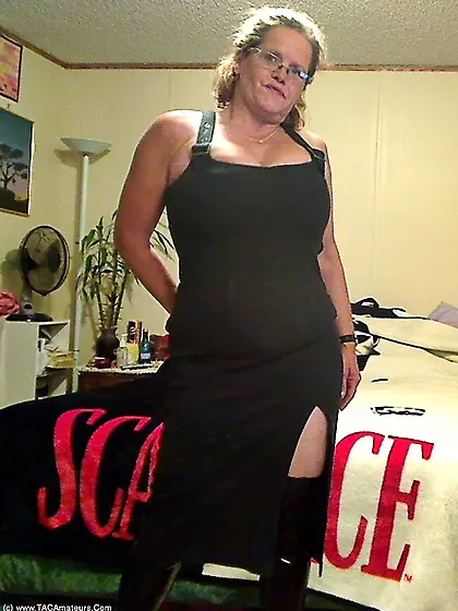 Fingering Misha MILF from United States