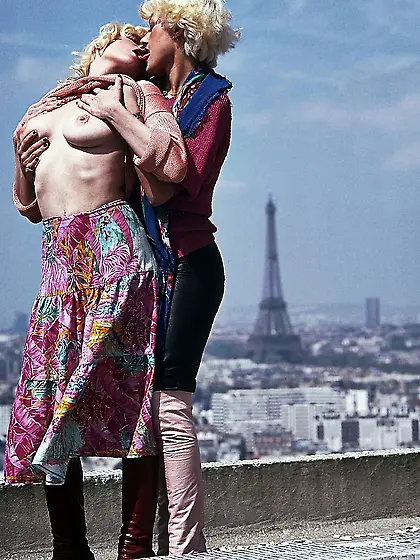 Indulging blondes sizzling hot