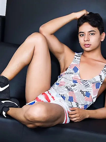 Latin young gay raydashing