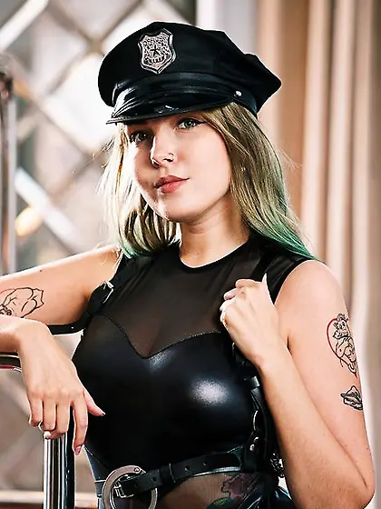 Straight big tits webcam