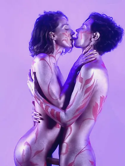 body painted sexy dance