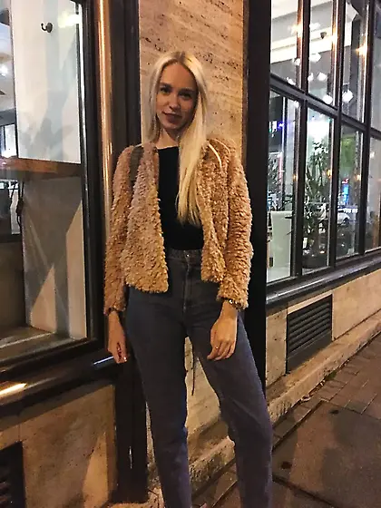 GERMAN SCOUT - TEEN ARTEYA AT REAL STREET CASTING