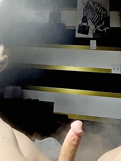 Dick wax at beauty salon