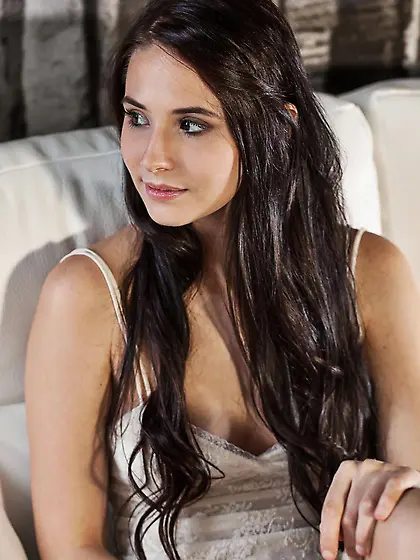 Karava.  Featuring: Vanessa Angel by Deltagamma.  SexArt.  Gallery