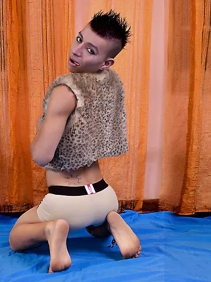 Latin young gay gillhotboyxox like to snapshot