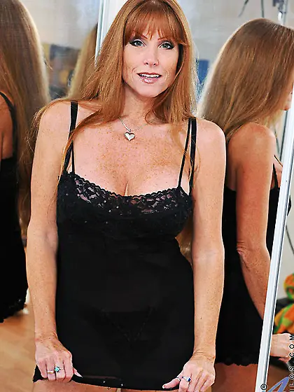 Darla Crane strips her slutty black dress off and then fingers h