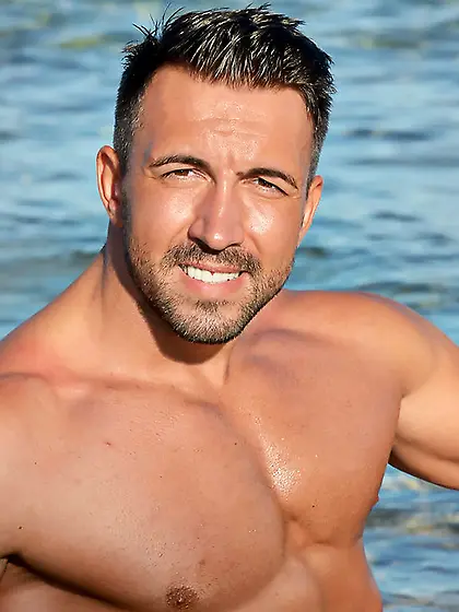 White gay xstripperman4ux dancing