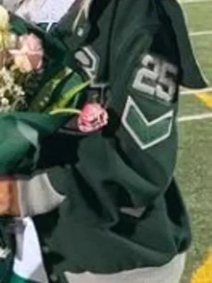 Blonde goddess plus a pair