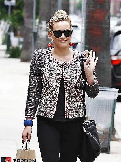 Hilary Duff - Running Errands in Beverly Hills