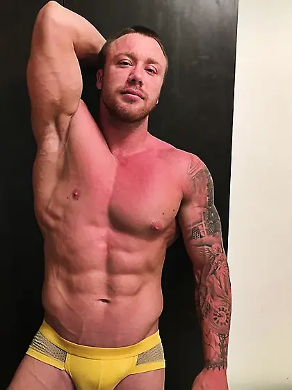 White gay fitboy18 snapshot