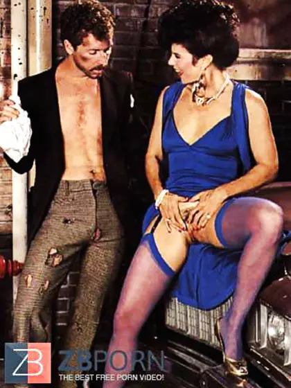 Porn Industry Star Ona Zee getting 2 chisels