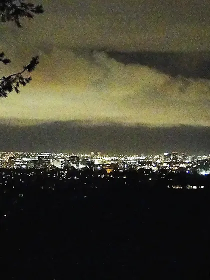 Madison Fox takes her clothes off on the sofa and rides a throbb